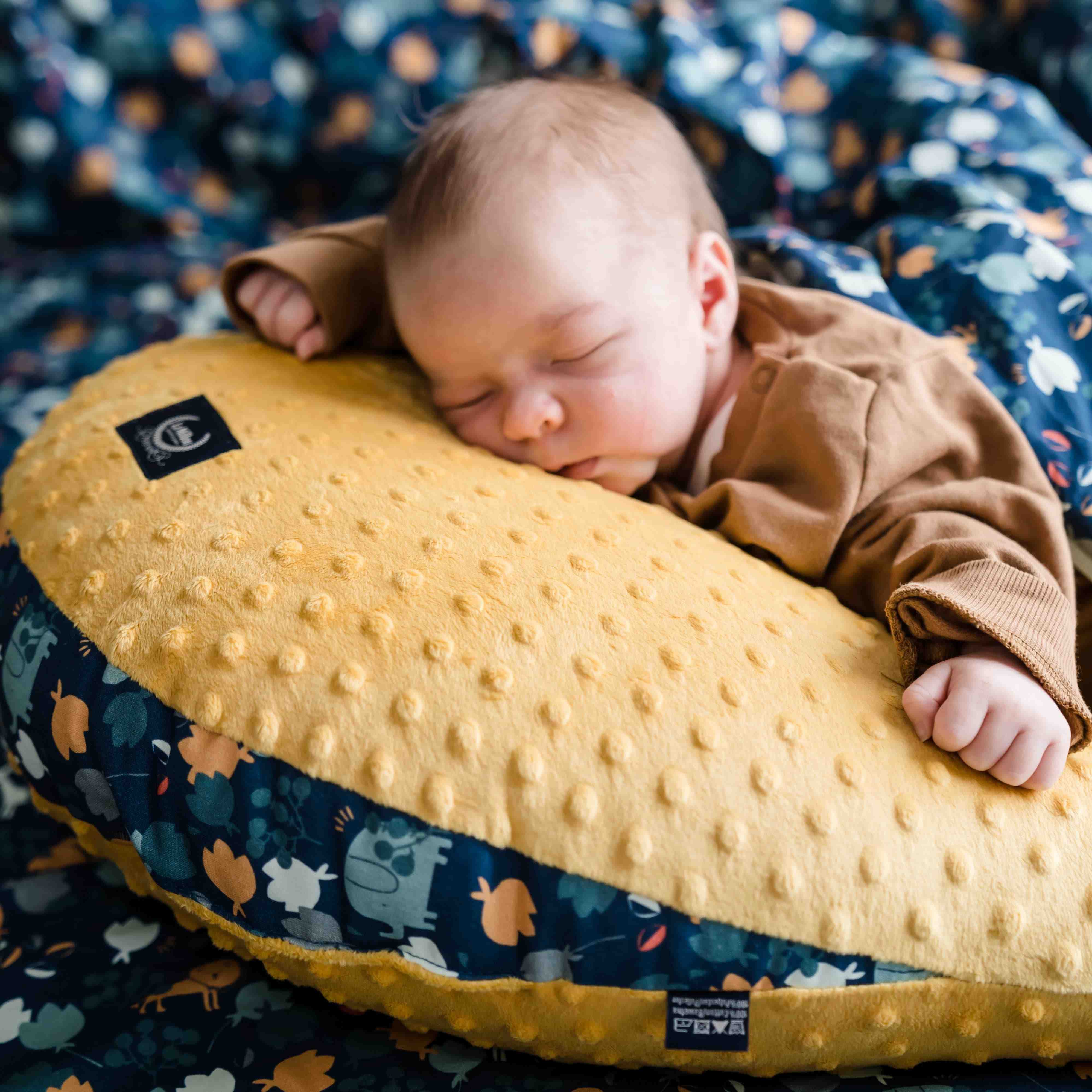 Nursing pillow Chic chick - Friends