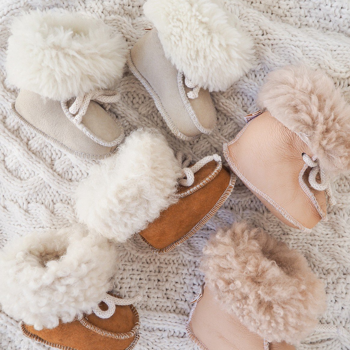 Sheepskin booties Vanilla